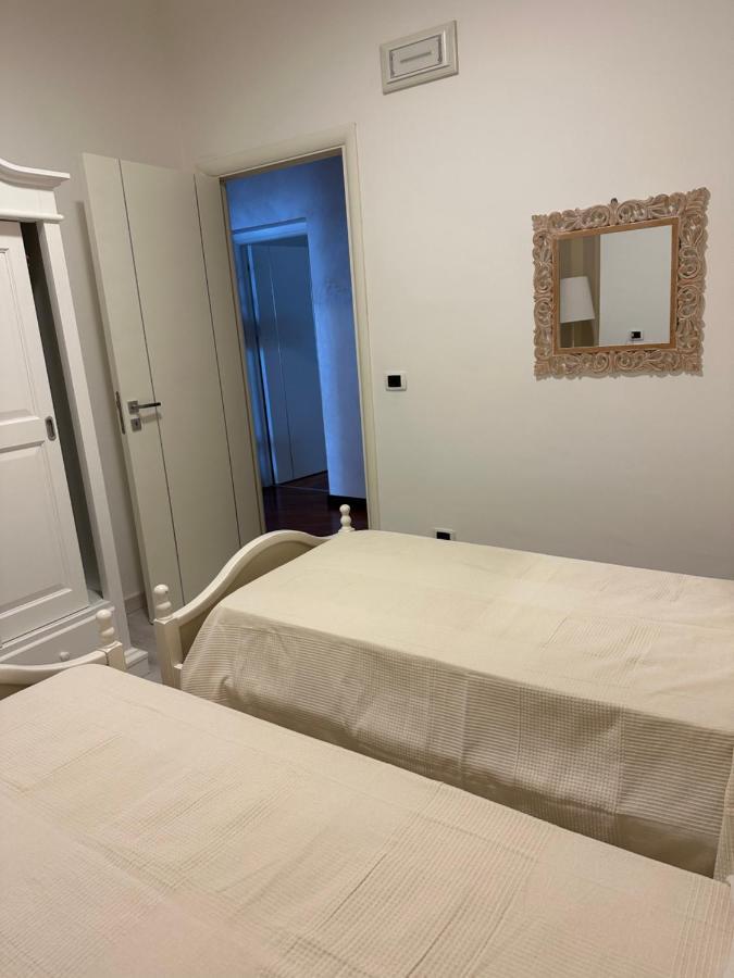 B&B By Family L&G Vibo Valentia Marina Extérieur photo