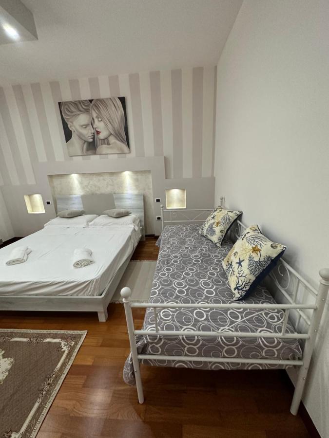 B&B By Family L&G Vibo Valentia Marina Extérieur photo